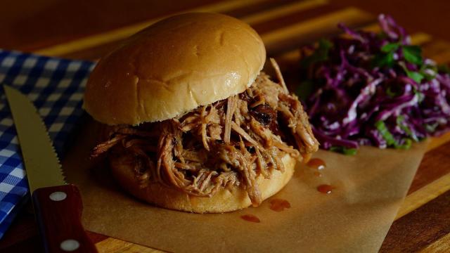 selling-to-chefs-pulled-pork-sandwich-from-picnic